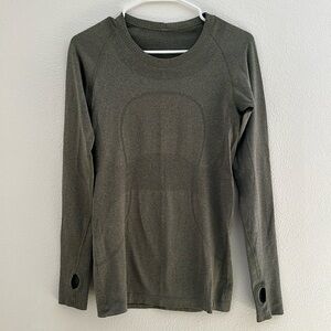 Lululemon long sleeve Swiftly 6